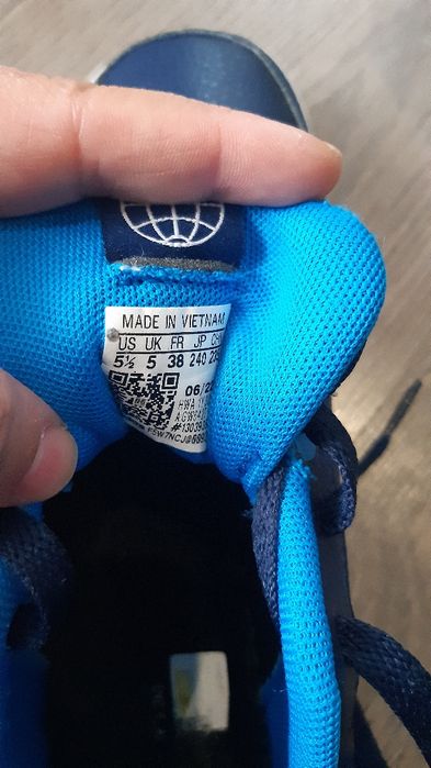 Adidas маратонки