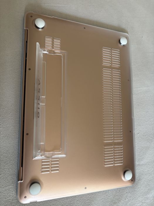 Macbook air M1 8/256 bat orig 40 de cicluri