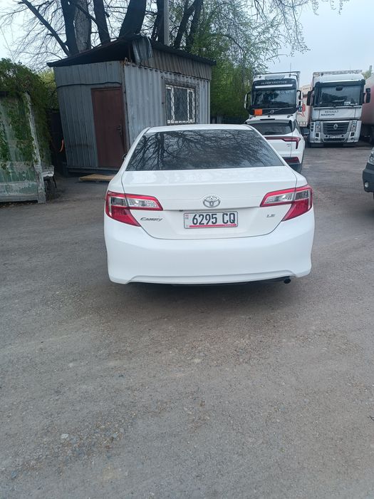 Тоёта камри 50 .