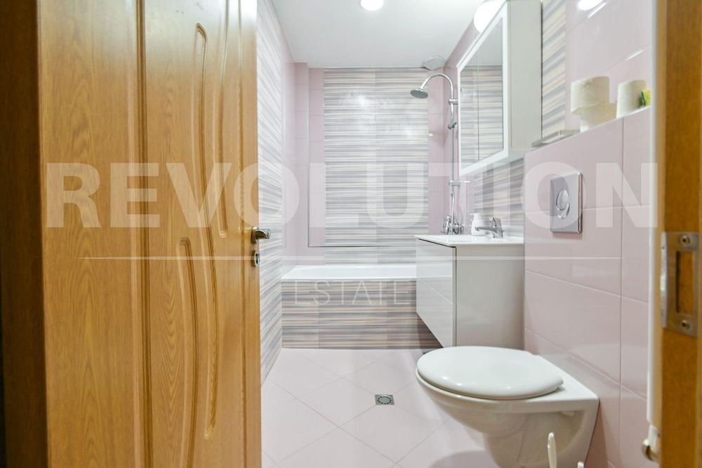 Продава се Тристаен апартамент в София, Младост 2 - 112 кв.м за 1321 €/кв.м - Снимка #7
