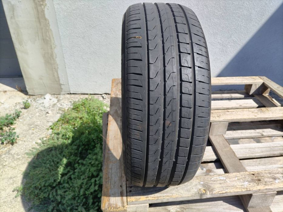 215/50/17 Пирели ДОТ 2020 г - Само 1 брой гума