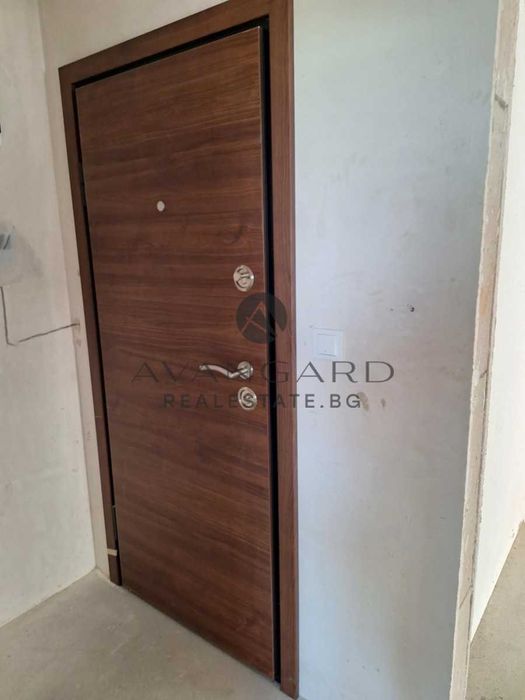 Продава се Двустаен апартамент в Пловдив, Коматево - 87 кв.м за 1290 €/кв.м - Снимка #4