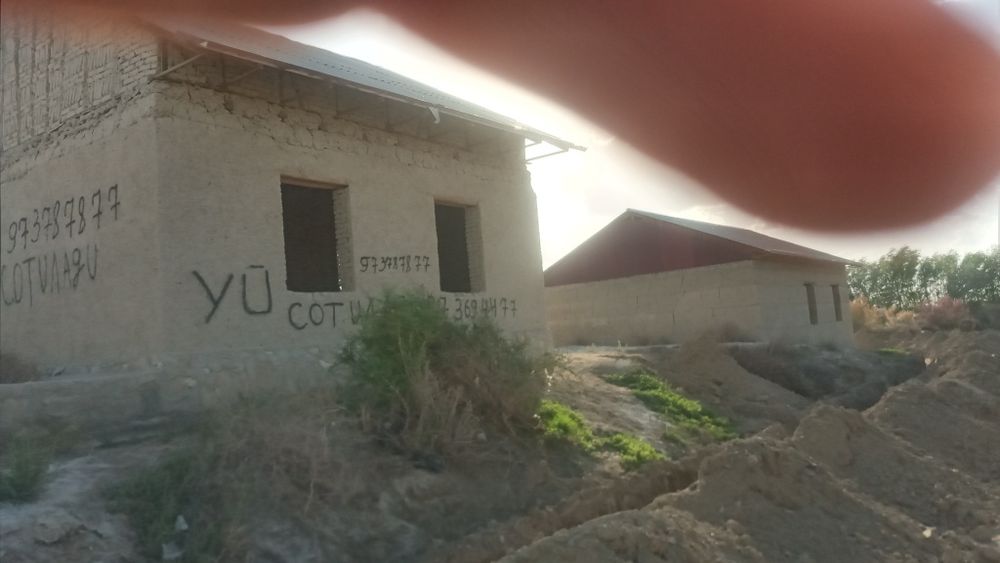 Navbaxor tumani paxtakorda uy sotiladi