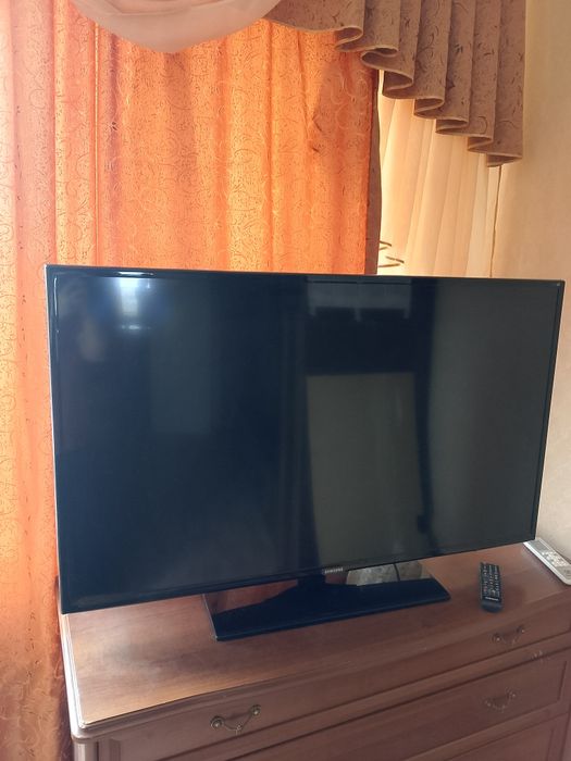 Продам телевизор в рабочем состоянии.