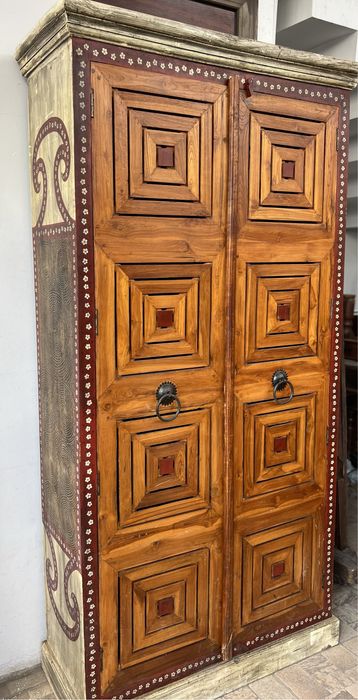 Dulap din lemn, pictat manual, import India