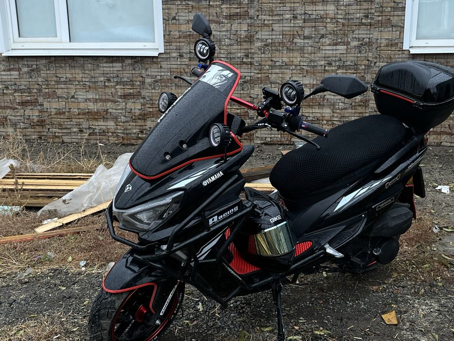 Продам скутер макси