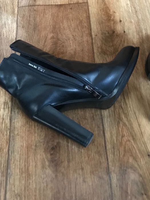 Стильные ботинки женские 37 размер