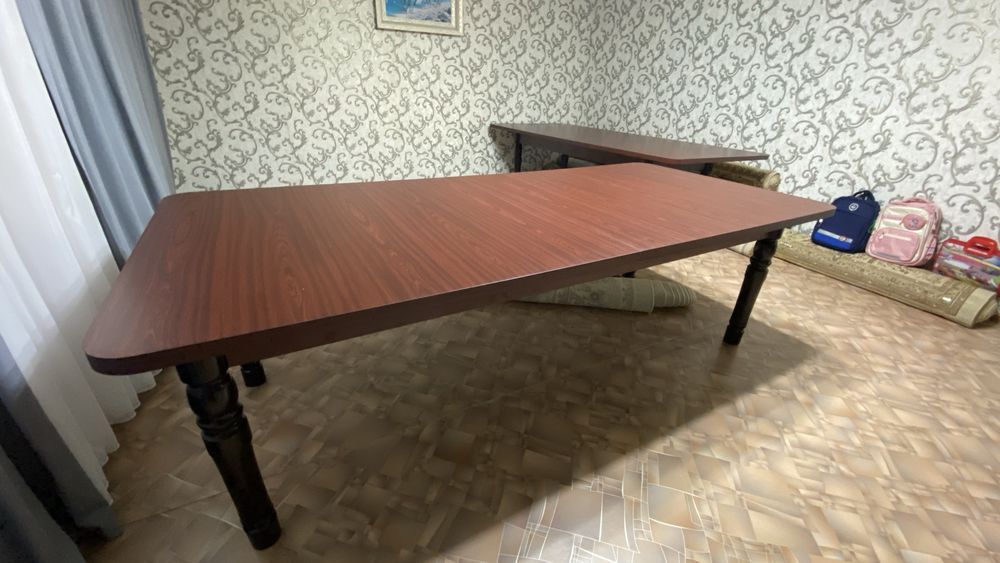 стол сатылады. коммент дұрыстап оқыңыз