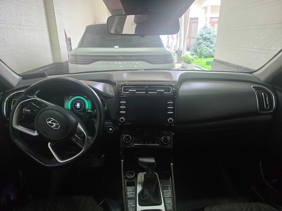 Hyundai Creta 2023 года, 36 000 пробег, 2 литровый атмосферный мотор,