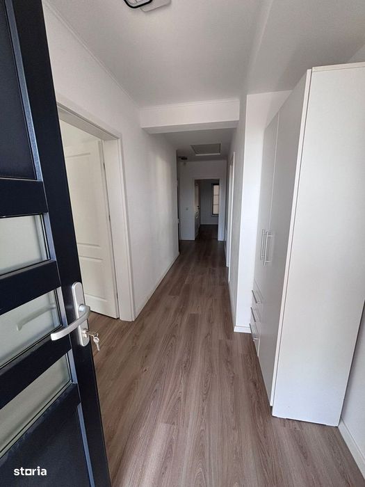 Casă de închiriat