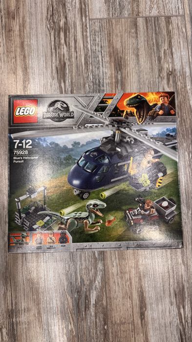 Запечатано Lego Jurassic World