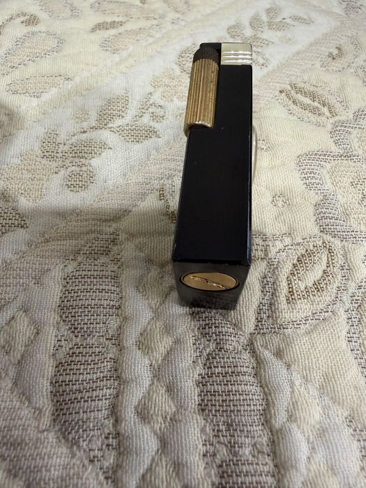 Запалка. RIVO Lighter with Clock Swiss Made Vintage BLACK GOLD