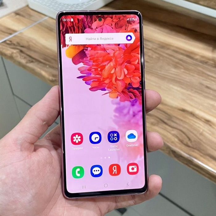 Samsung S20 FE Pink