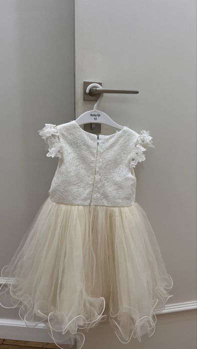 Продаетс нарядное платье