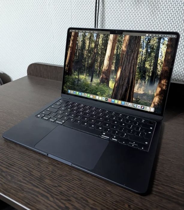 Продам MacBook Air M2