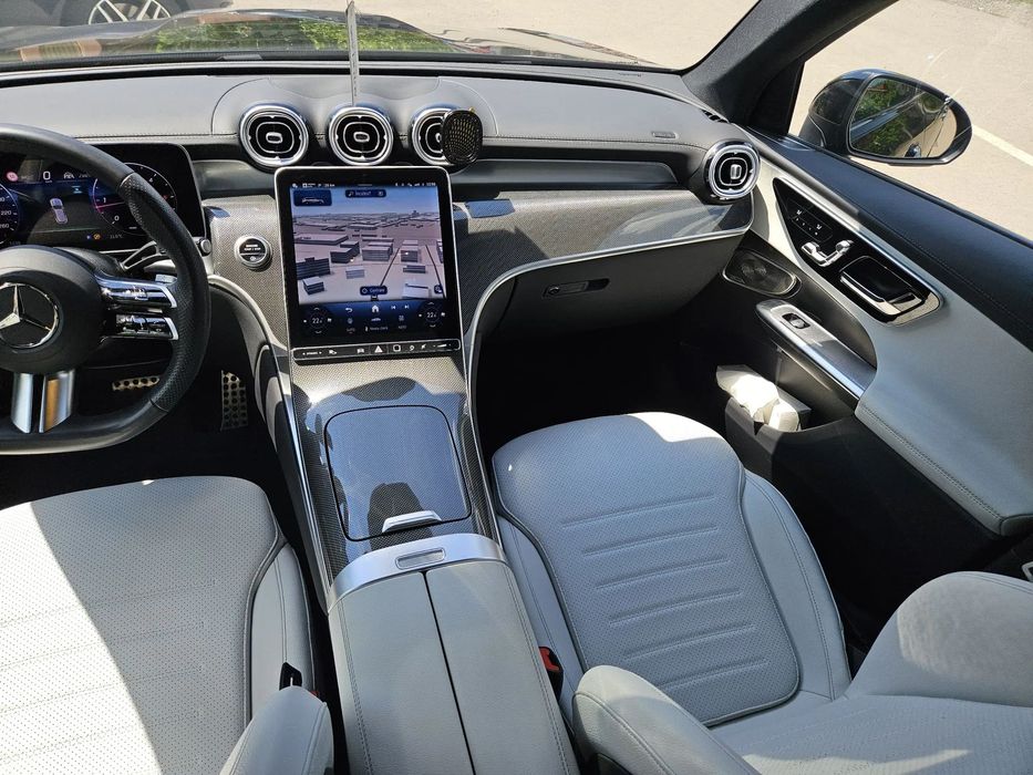 Mercedes-Benz GLC Mercedes GLC 300d AMG - 296 CP