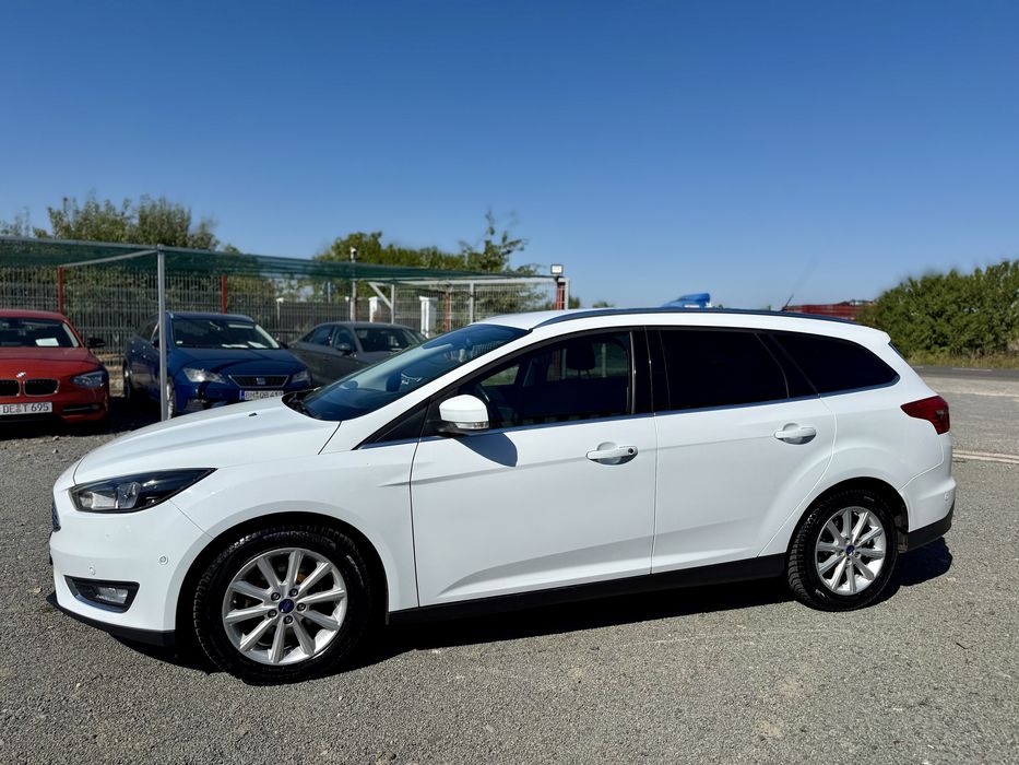 Ford Focus Titanium 07/2015, 1.5 TDCi 120cp Euro6, Navigatie, Dublu Climatronic,. Scaune incalzite, volan incalzit, Rate cu avans 0%