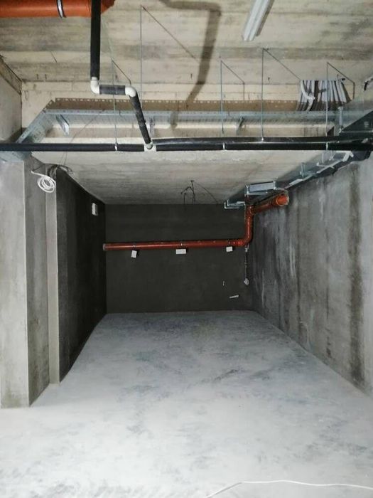 Продава се Гараж / Паркомясто в Бургас, Славейков - 20 кв.м за 893 €/кв.м - Снимка #2