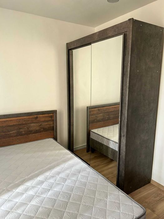 De inchiriat apartament 4 camere Centrul Civic Lux