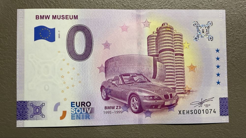 Сувенирни Нулево  евро  0 банкноти Порше  БМВ и други