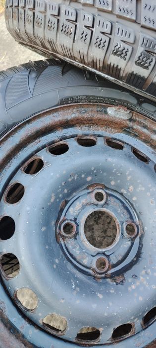 Anvelope 185/65 R14 M+S