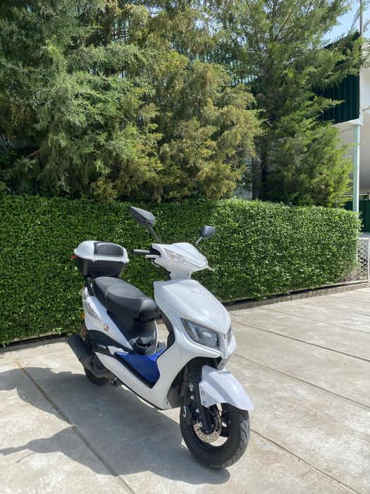 Мопед М8 состаяние новый