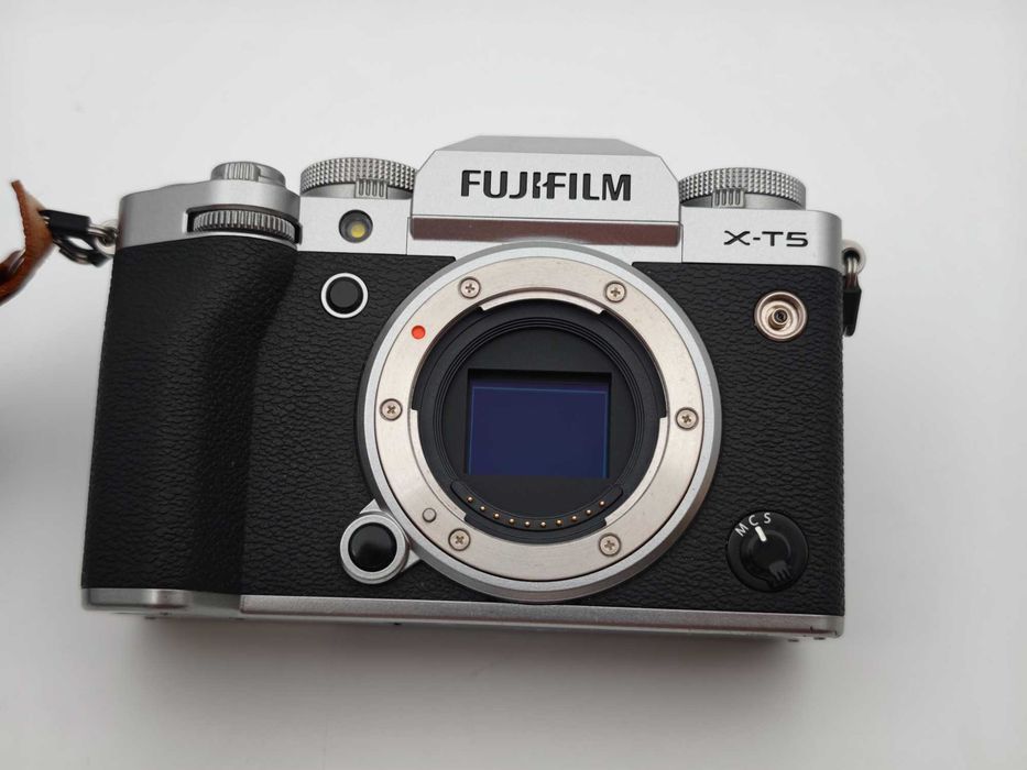 Fujifilm Fuji X-T5 xt5 Silver 12k cadre