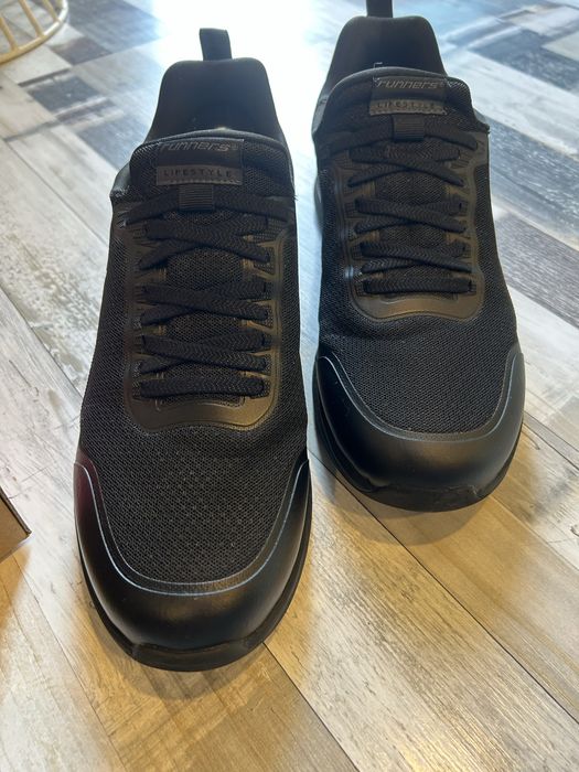 Спортни обивки RUNNERS