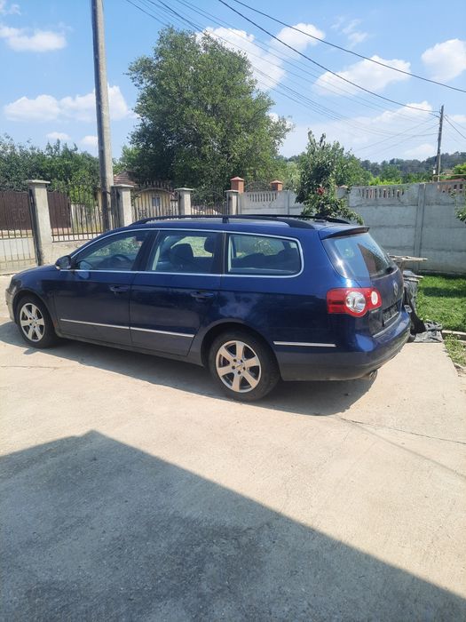 Vând urgent passat break