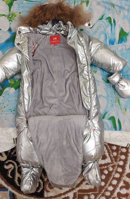 Продам комбинезон новый