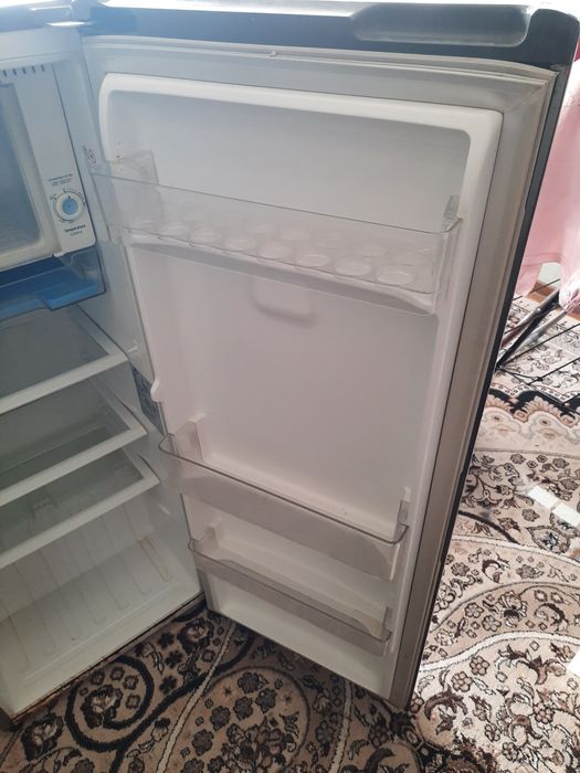 Muzlatgich sotildi LG yaxshi ishlaydi