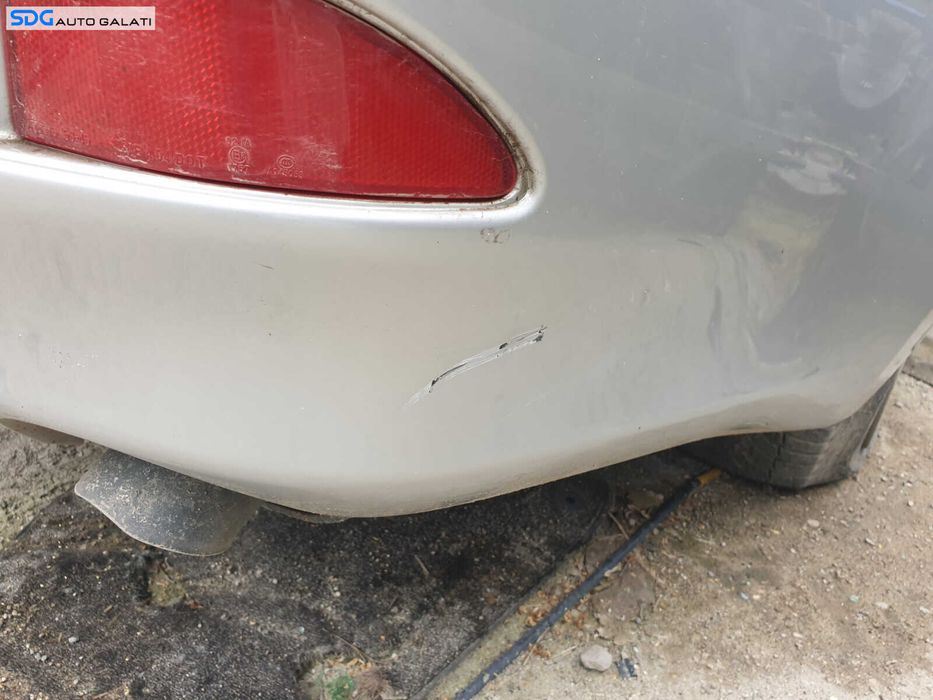Bara Spoiler Spate Lexus XE20 IS IS220 2005 - 2013 Culoare 1G1 [C0661]