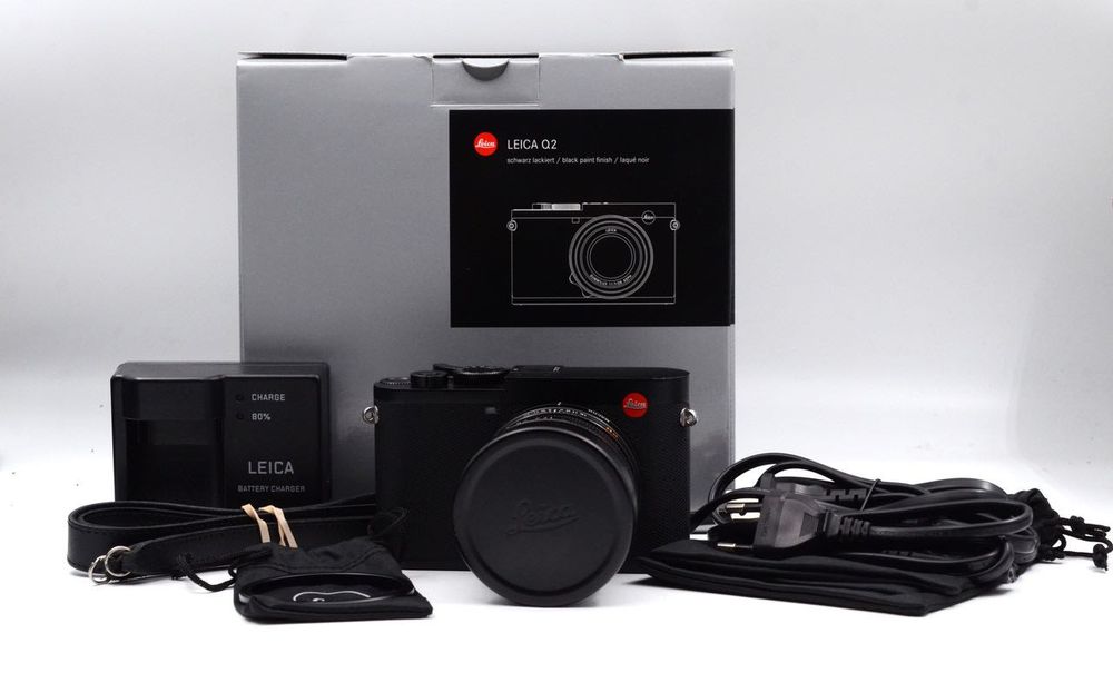 Vand Leica Q2 si Q3 cu accesorii strap baterii