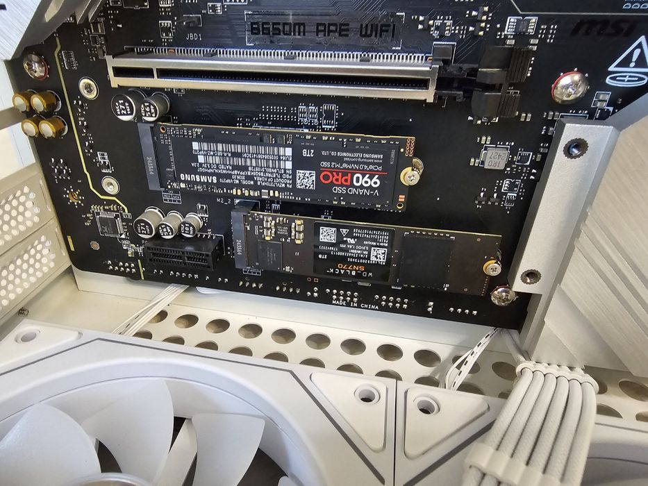 Игровой пк ryzen 9800x3d + 4tb ssd без видеокарты и оперативки