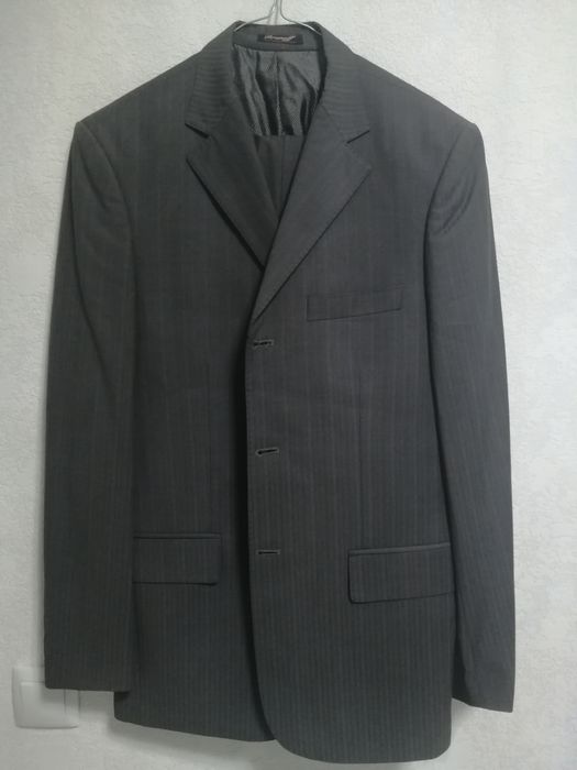 Продам мужской костюм