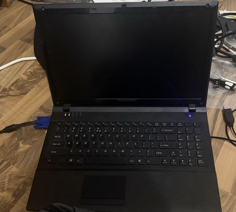Laptop MyWay 15.6” / Procesor Intel 2.0 GHz / VGA / DVD