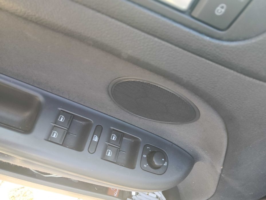 VOLKSWAGEN Golf Plus 2007 — imagine 3