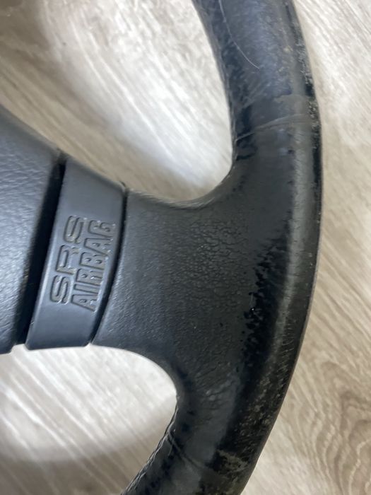 Руль бмв е36.