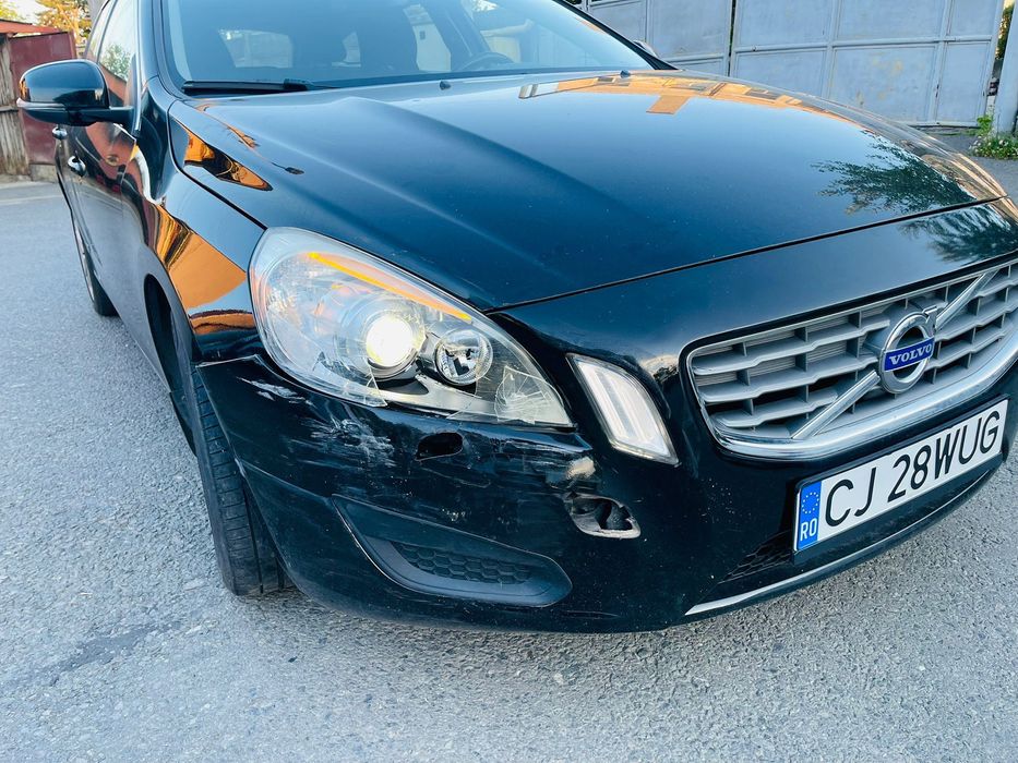 VOLVO V60 2012 — imagine 2