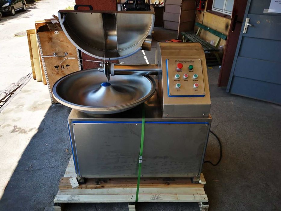 Кутер за месо с вместимост 20 литра, четворен нож, Двускоростен