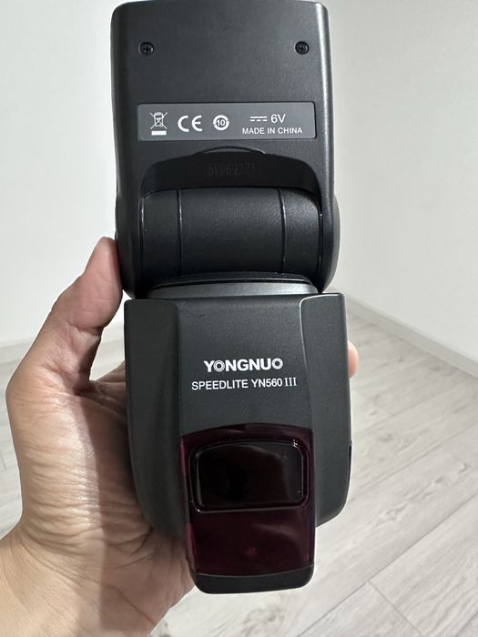 Фотовспышка YongNuo YN-560III Speedlite