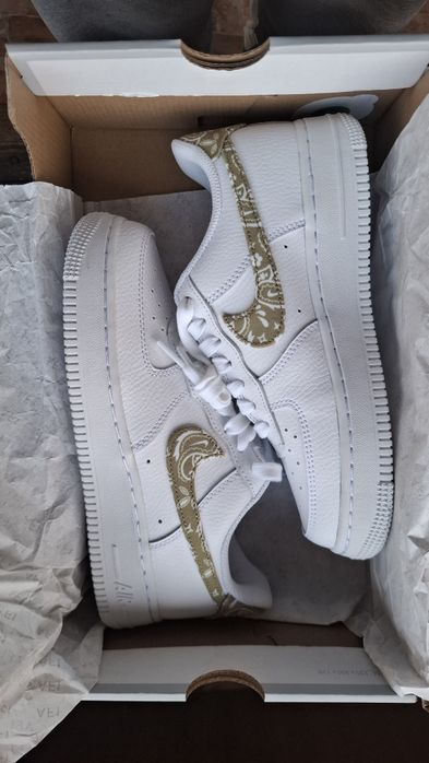 Air Force 1 Paisley Barely