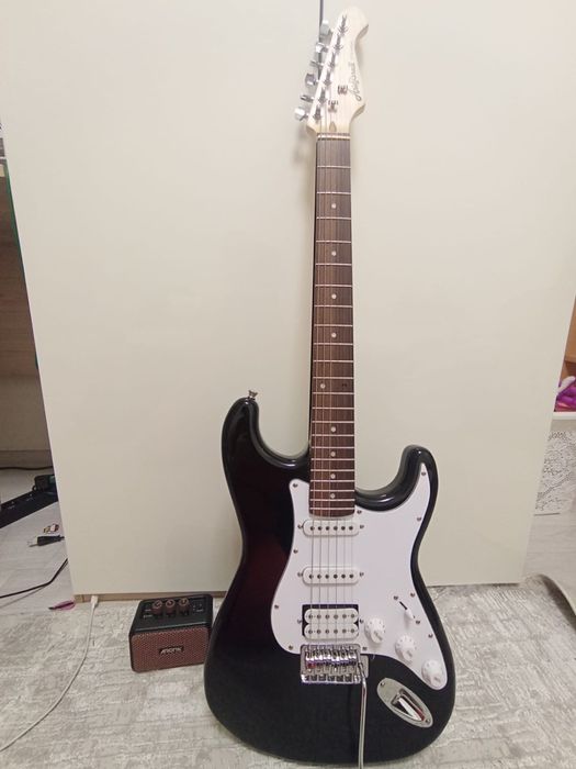 Продам электрогитару