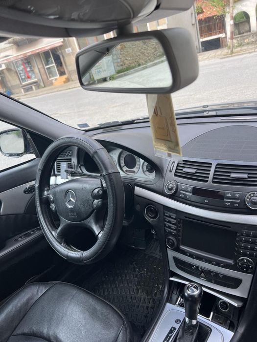 Мерцедес E 320 4 matic