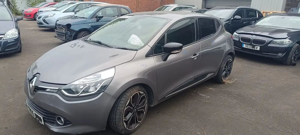 Dezmembrari / Dezmembrez Renault Clio 4 (B98) Hatchback 1.2 Benz D4F740 cutie viteze manuala cod culoare TEKNG