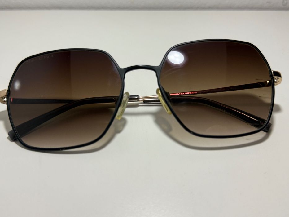 Дамски слънчеви очила