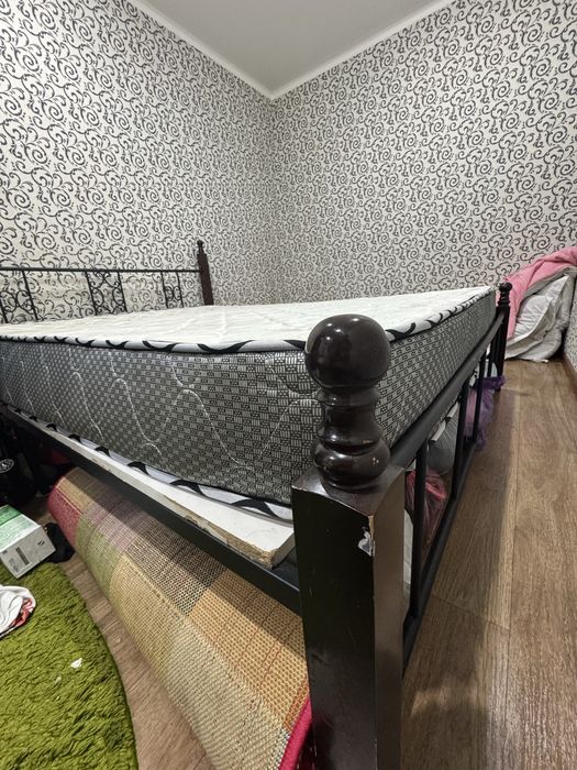 Продам кровать 160*200