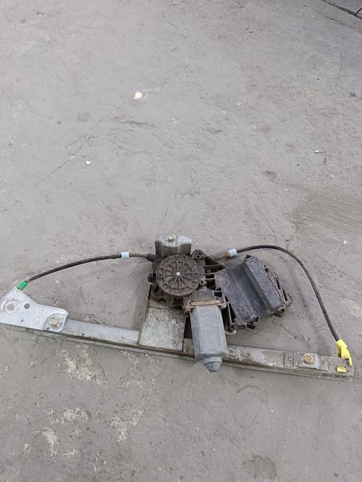 Электростеклоподъемник гольф 3,вента