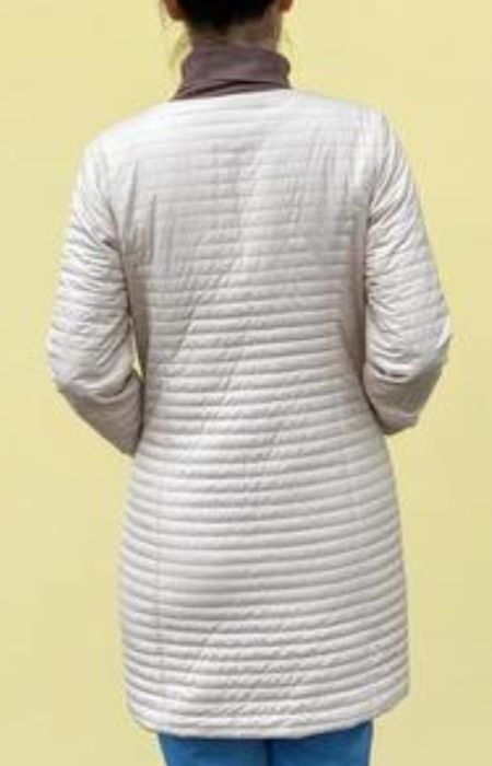 Продам куртку р.44