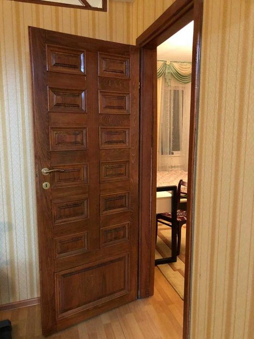 Деревянные двери ручной работы